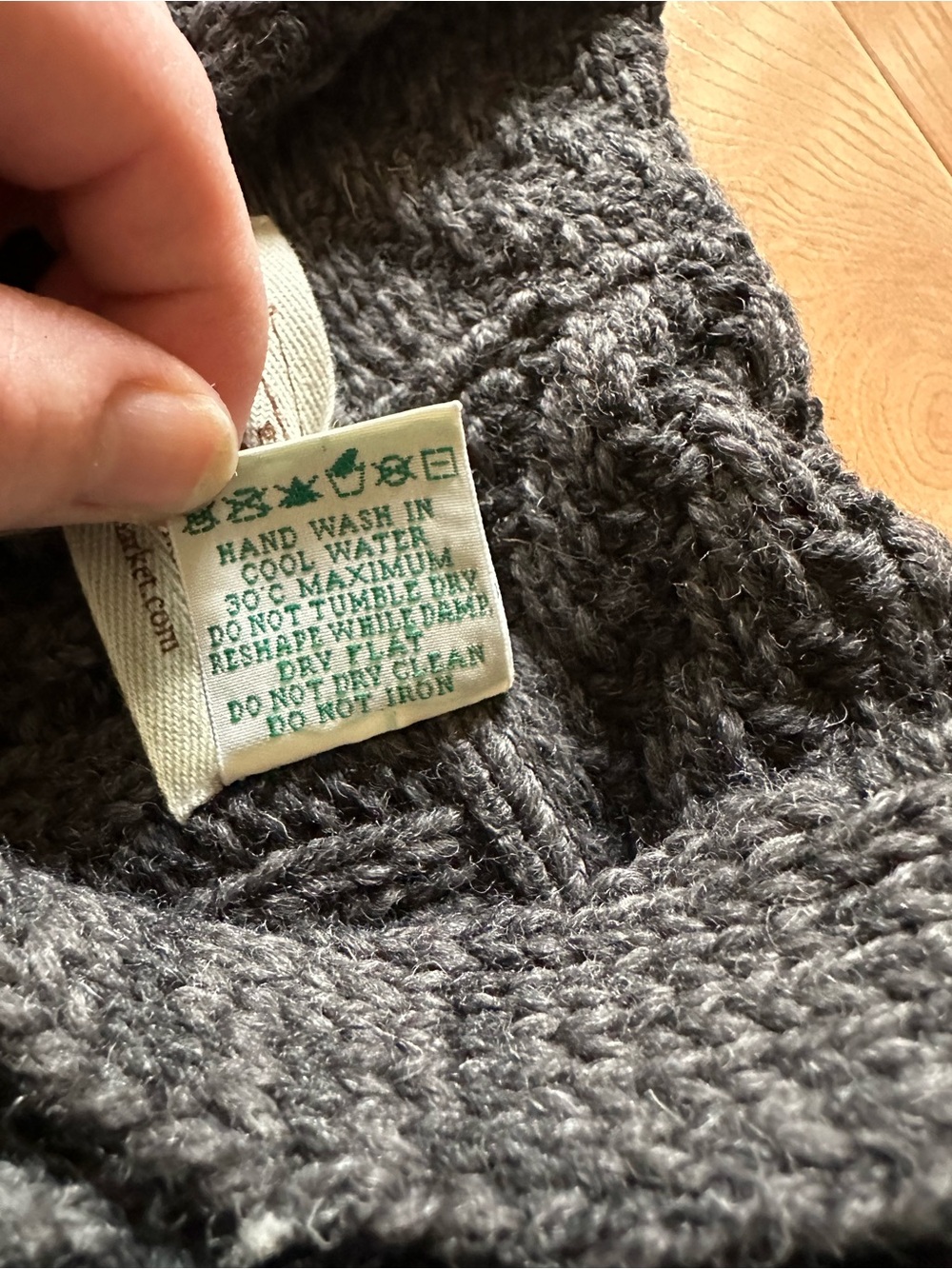 Aran Sweater Market Classic Cable-Knit Button-Up Sweater Coat Charcoal Gray NWT - Picture 5 of 9